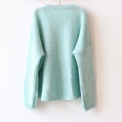 Sweet Round Neck Long-sleeved Knit Sweater..